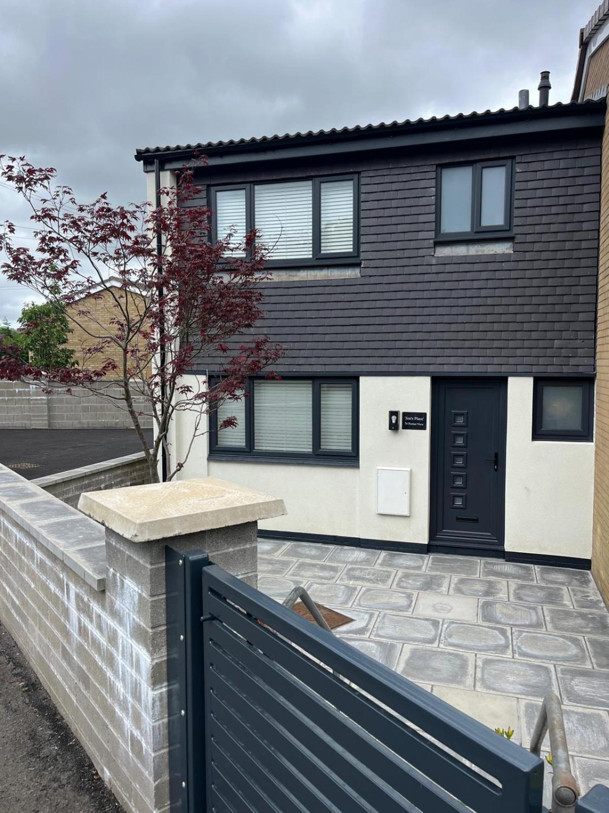 Uber Stylish 3 Bedroom Home Off Road Parking Near Town Centre And Bike Park Wales Merthyr Tydfil Exteriör bild